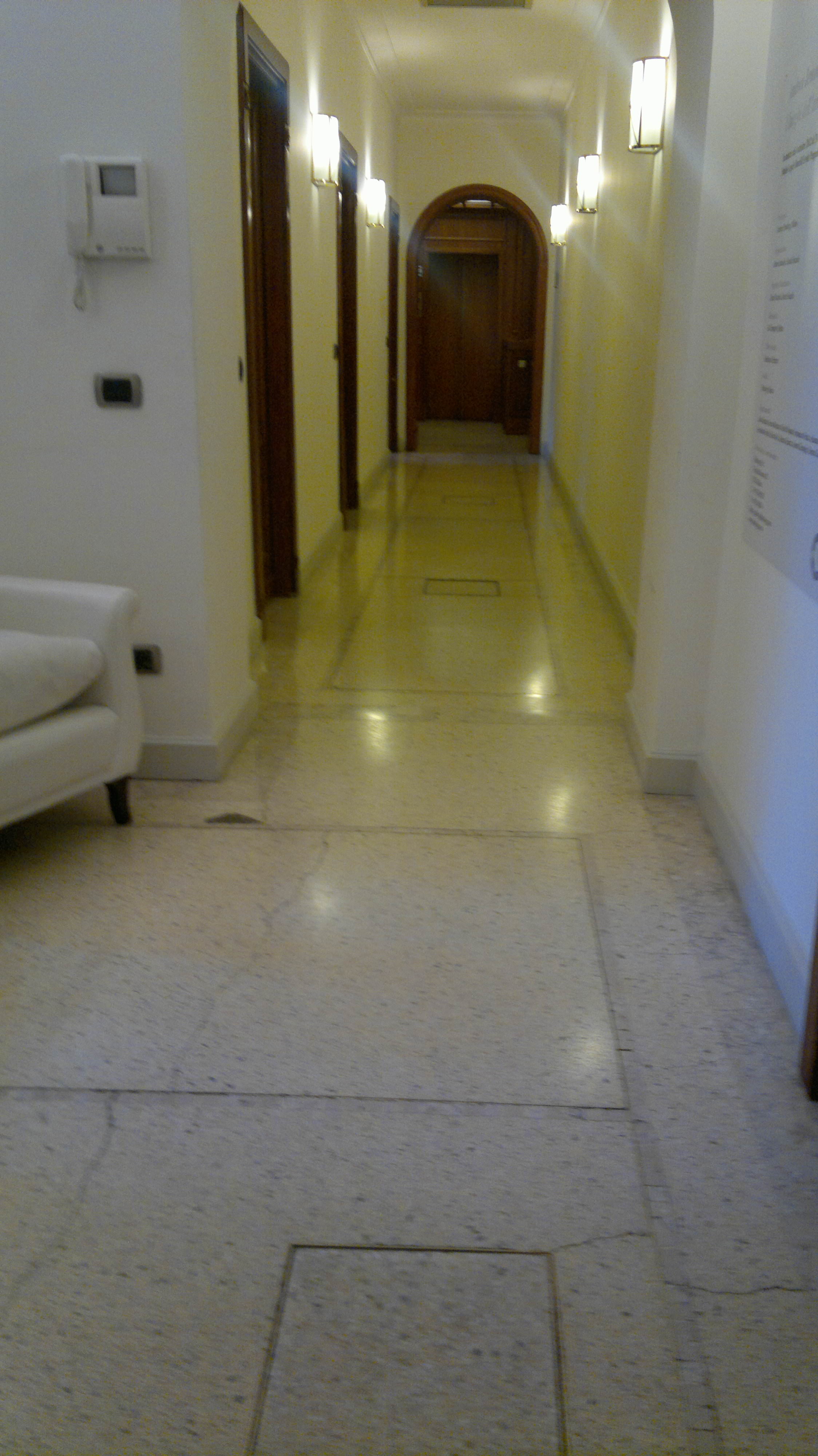 Levigatura pavimentazione in graniglia